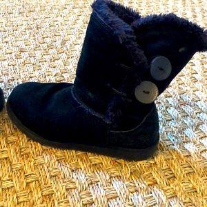 Black boots